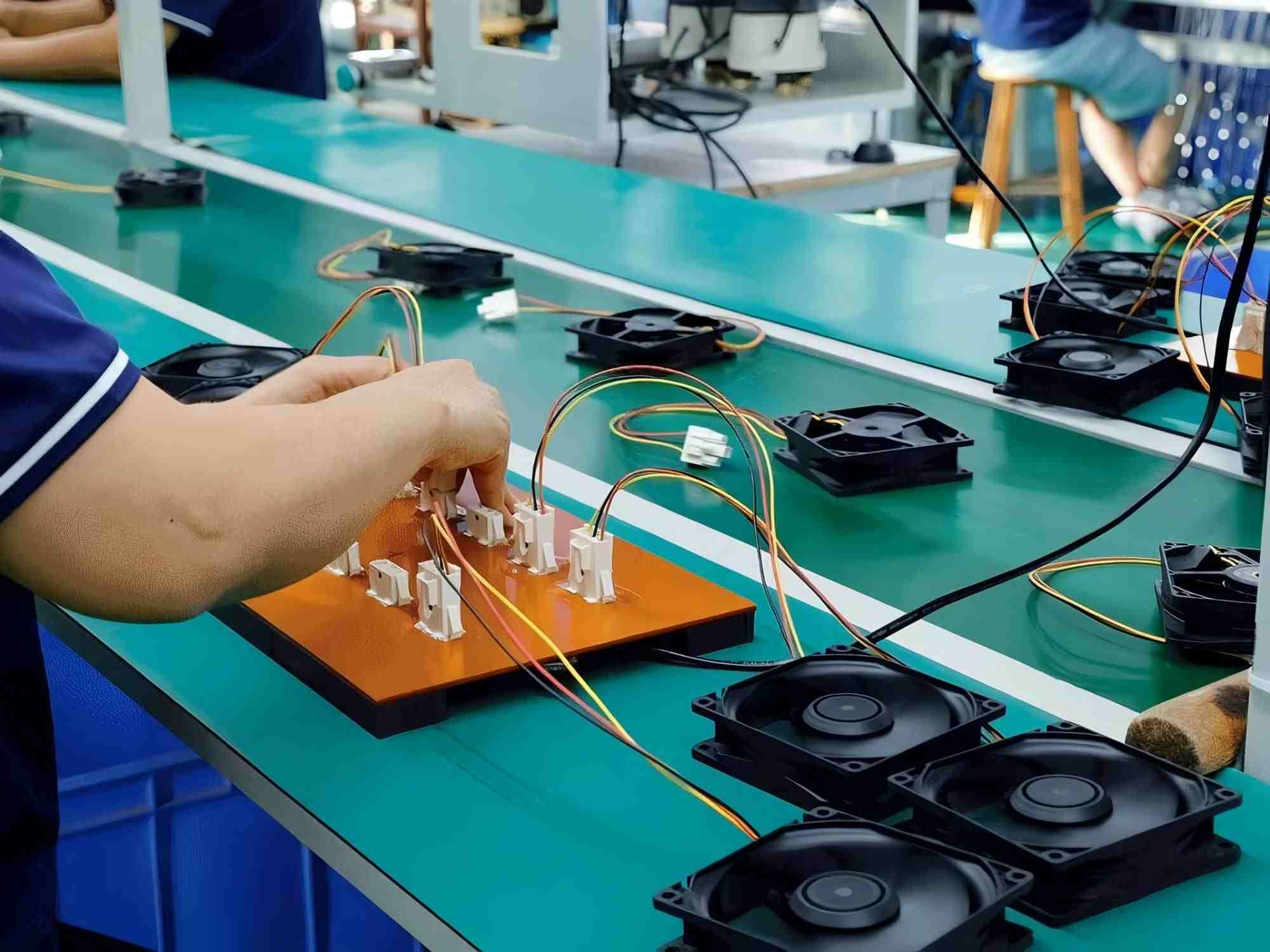 Linha de produção de ventiladores