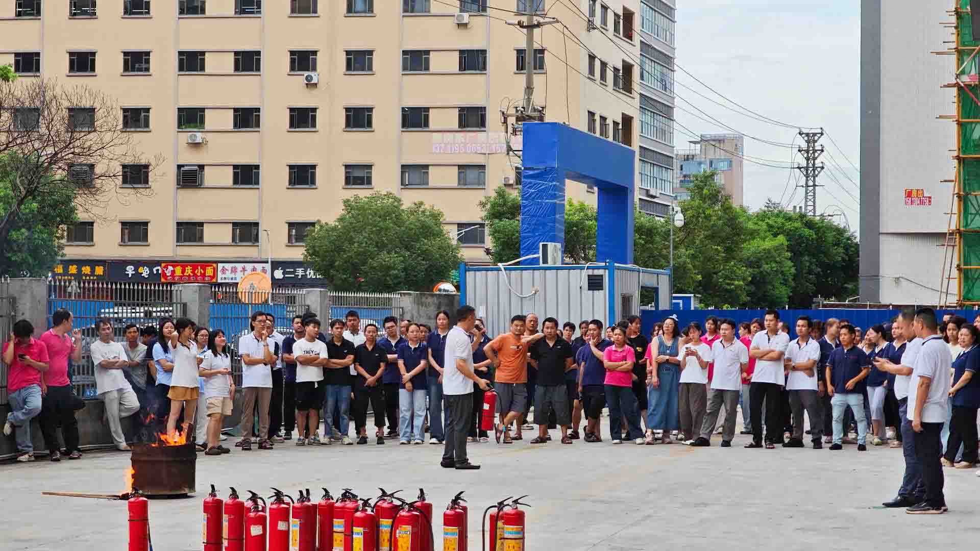 Chungfo realiza simulações de incêndio para prevenir incêndios antes que aconteçam - foco na qualidade e proteção da segurança